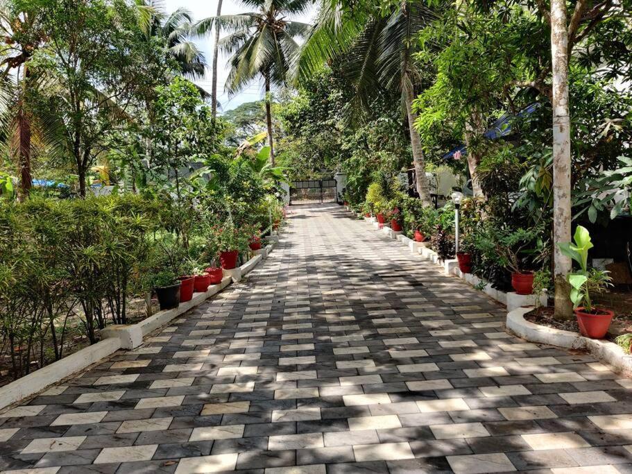 Anandam Stays - Premium 3Bhk Plush Homestay, Vaikom Near Kumarakom Exterior foto